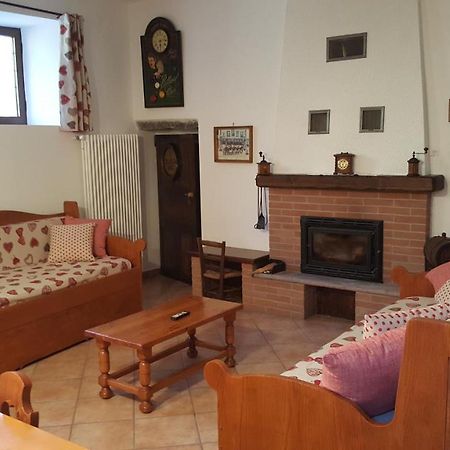 مبيت وإفطار Montalto Dora La Taverna Di Tony المظهر الخارجي الصورة