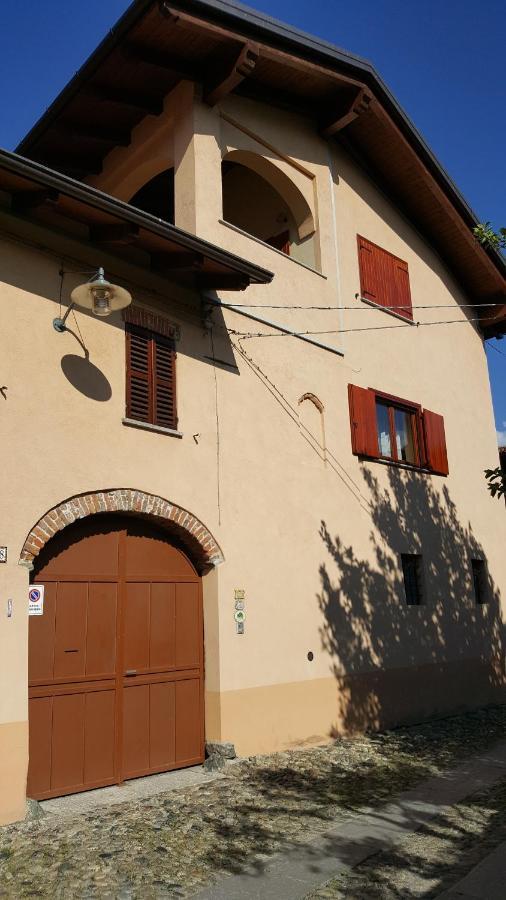 مبيت وإفطار Montalto Dora La Taverna Di Tony المظهر الخارجي الصورة